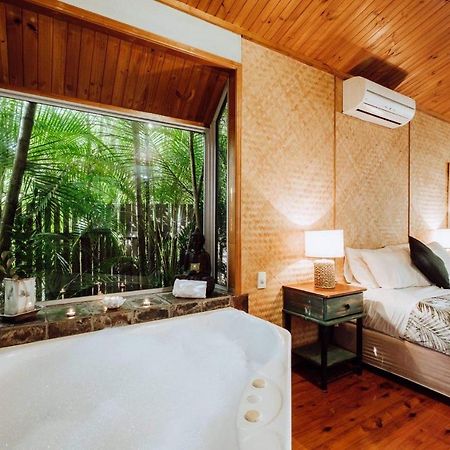 Getaways At Byfield Villa Buitenkant foto