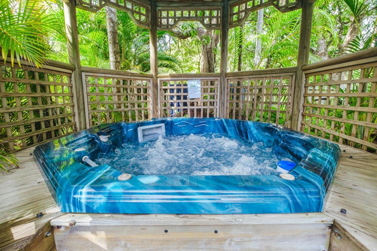 Getaways At Byfield Villa Buitenkant foto