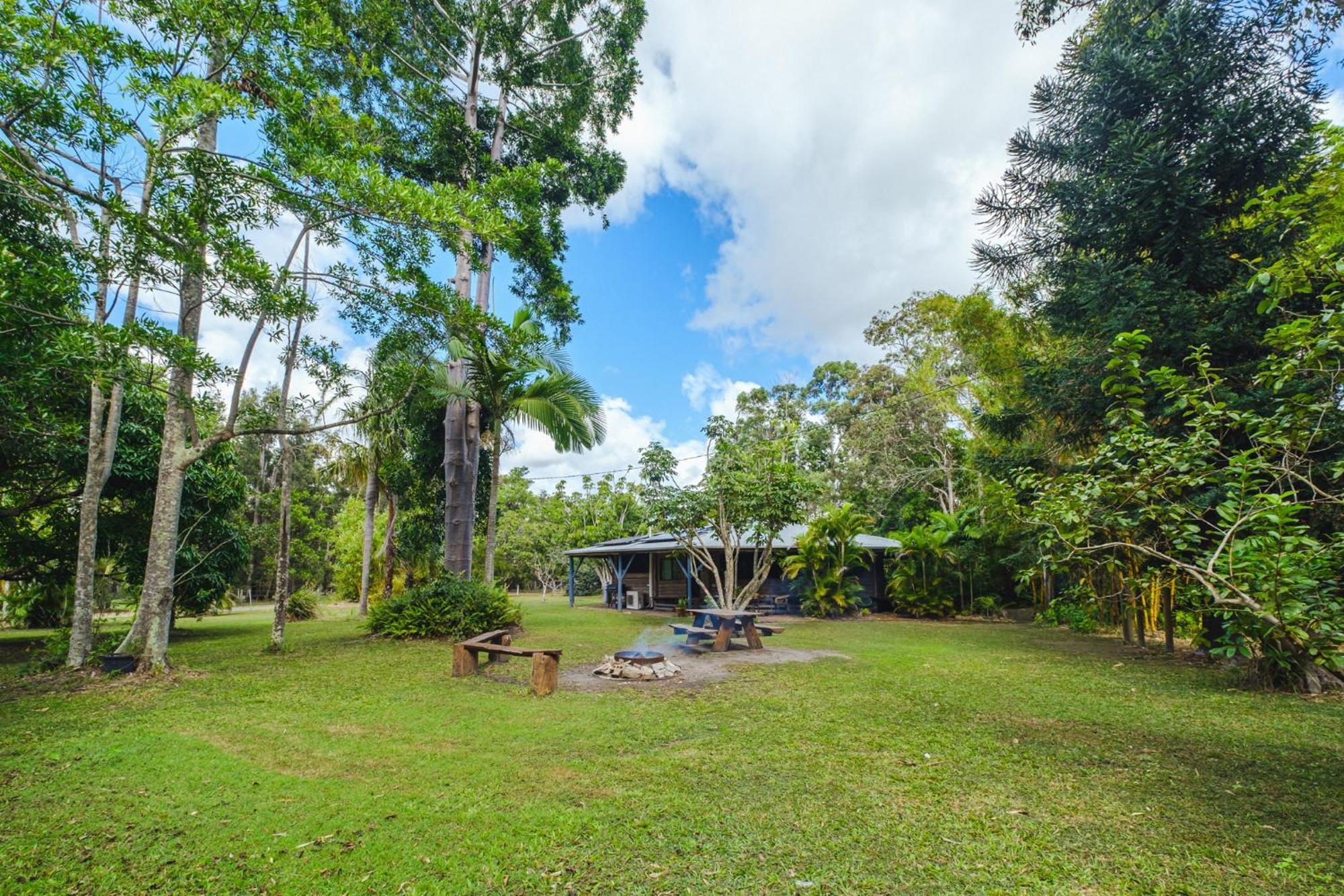 Getaways At Byfield Villa Buitenkant foto